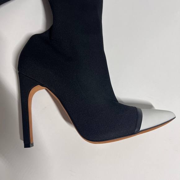 Givenchy fabric high boots 37,5 Perfect New Condition. Heels 4,5 inch - Picture 9 of 9